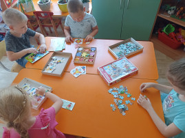 Игры летом в саду. Игры летом в саду.